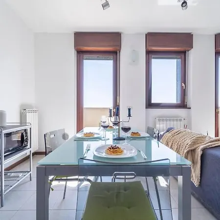 We - Certosa House - Daire Milano